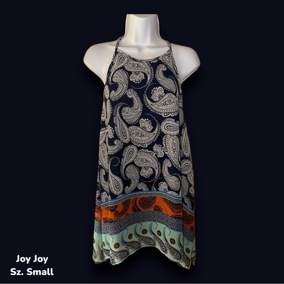 Joy Joy Dresses & Skirts - Adorable halter dress Size Small